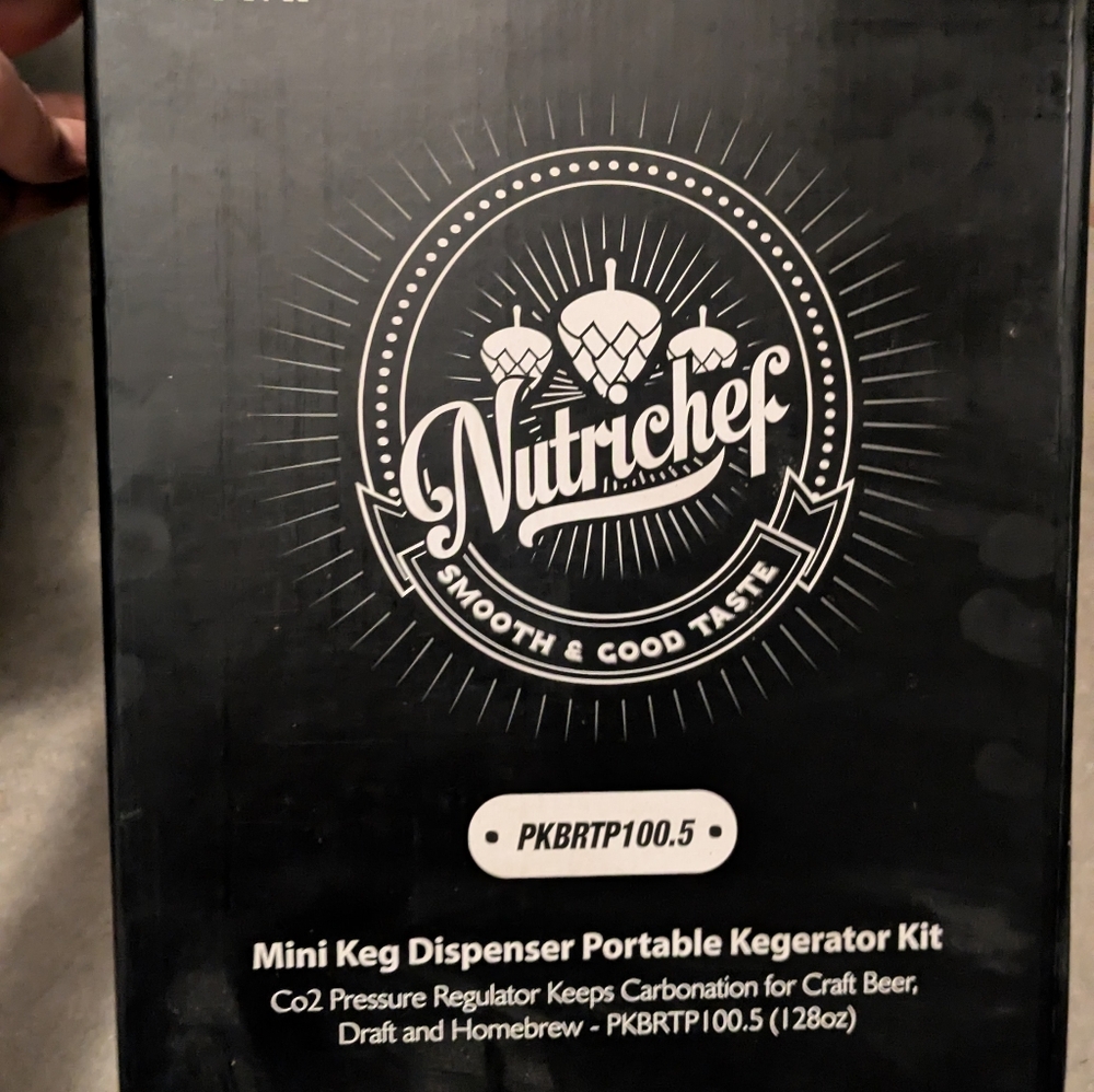 Nutrichef Mini Keg Dispenser Portable Kegerator Kit